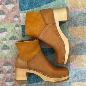 NWOT Swedish hasbeens